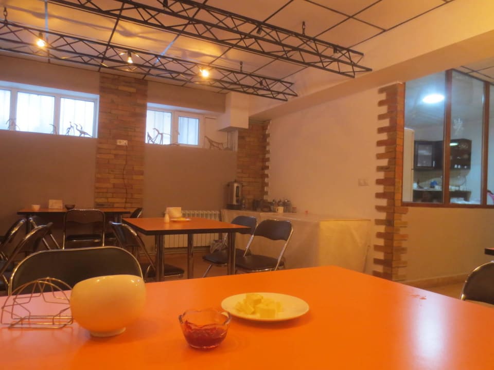 Frühstücksraum Interhouse Bishkek