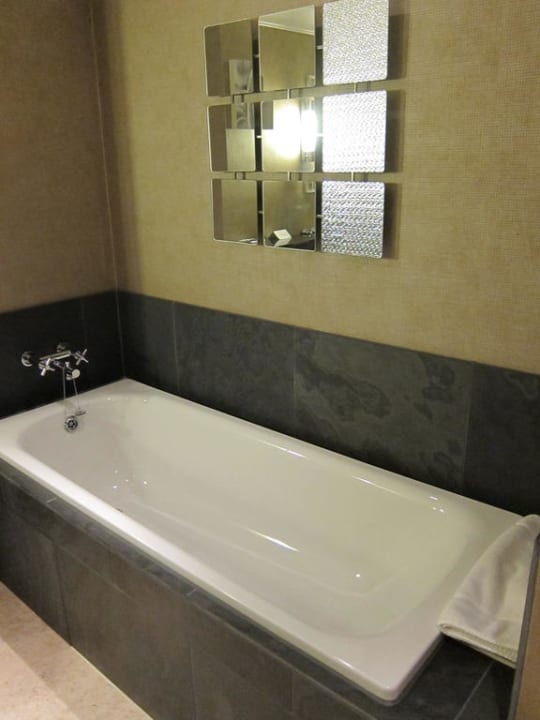 Bañera Rowhill Grange Hotel & Utopia Spa