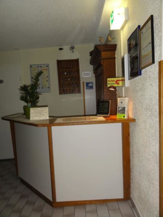 Rezeption im ersten Stock Hotel am Fischmarkt