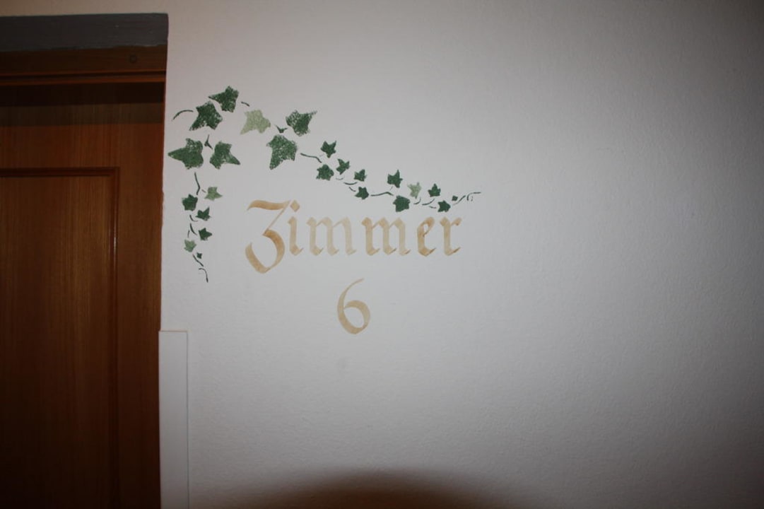 Zimmer 6 Familien- & Wanderhotel Erika