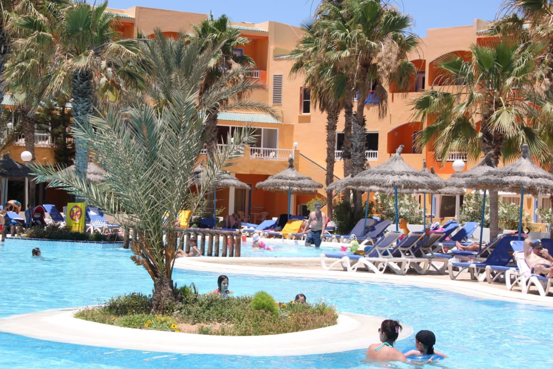 Piscine tobogans Caribbean World Thalasso Djerba
