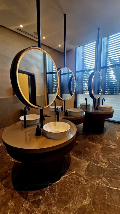 Lobby Anda Barut Collection