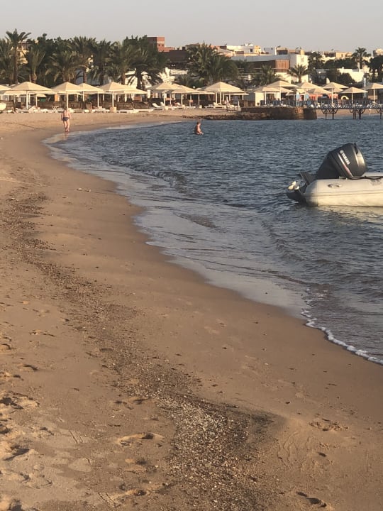 Strand Menaville Safaga