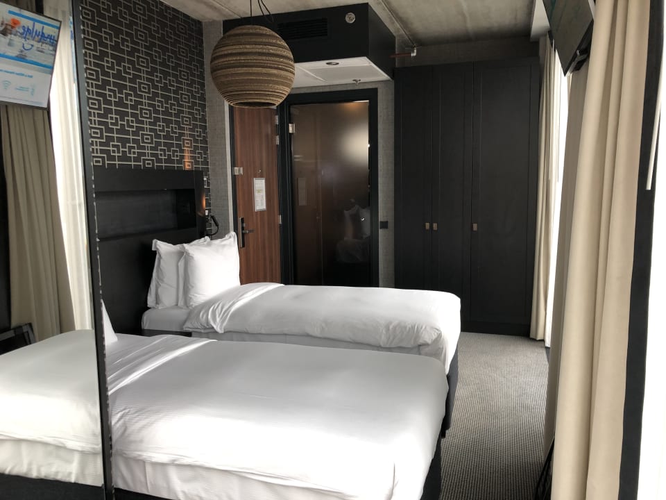Zimmer DoubleTree by Hilton Amsterdam - NDSM Wharf