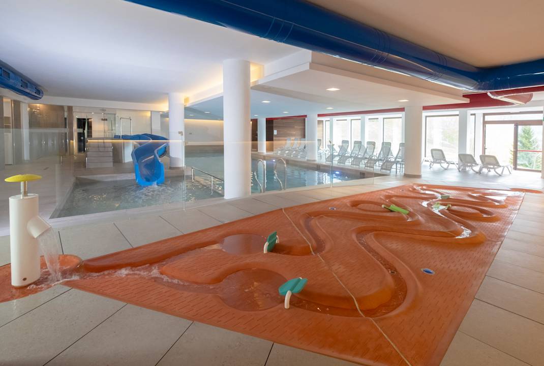 Pool Hotel & Residence Veronza