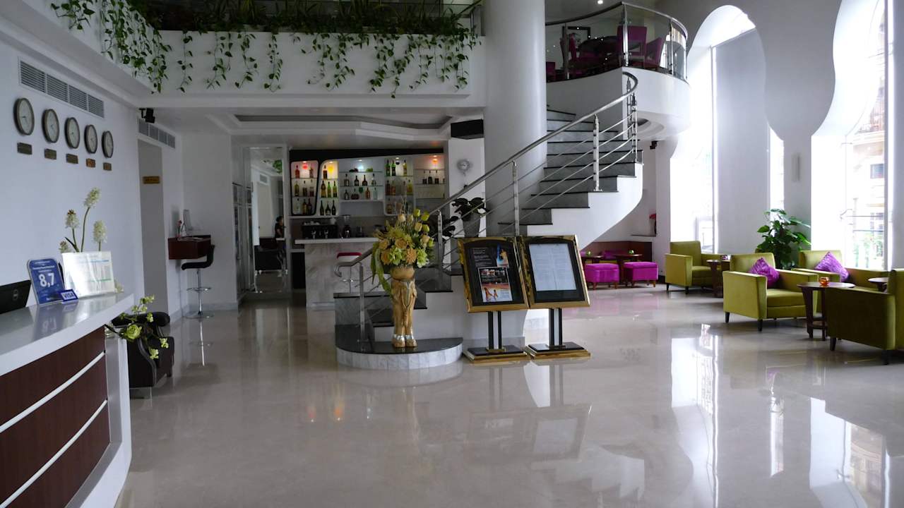 Die Lobby Harmony Phnom Penh Hotel