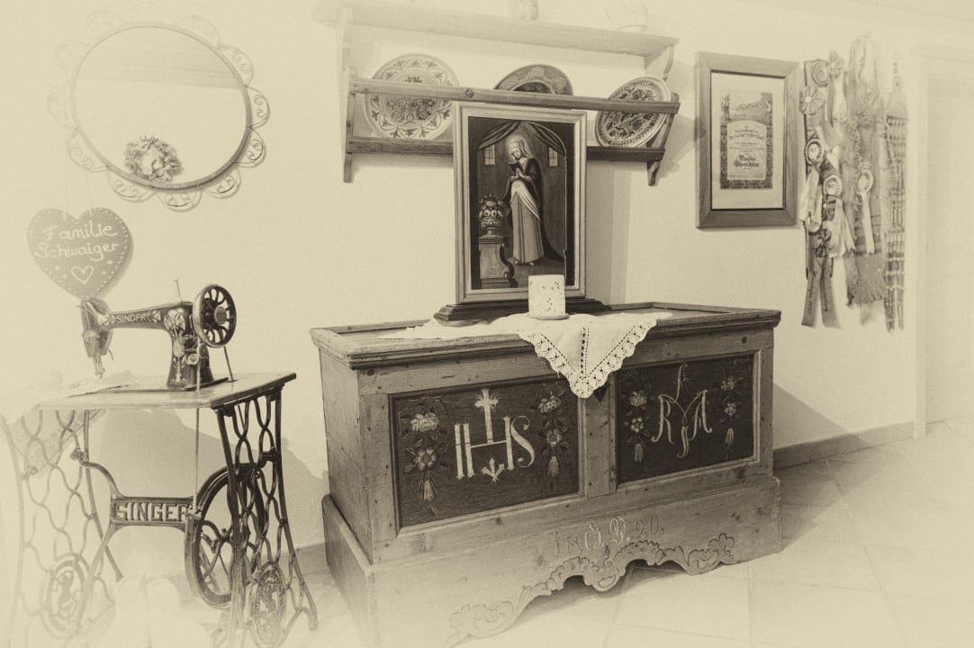 Nostalgie - unser Vorraum im Bauernhaus Comfort-Farm Zittrauerhof