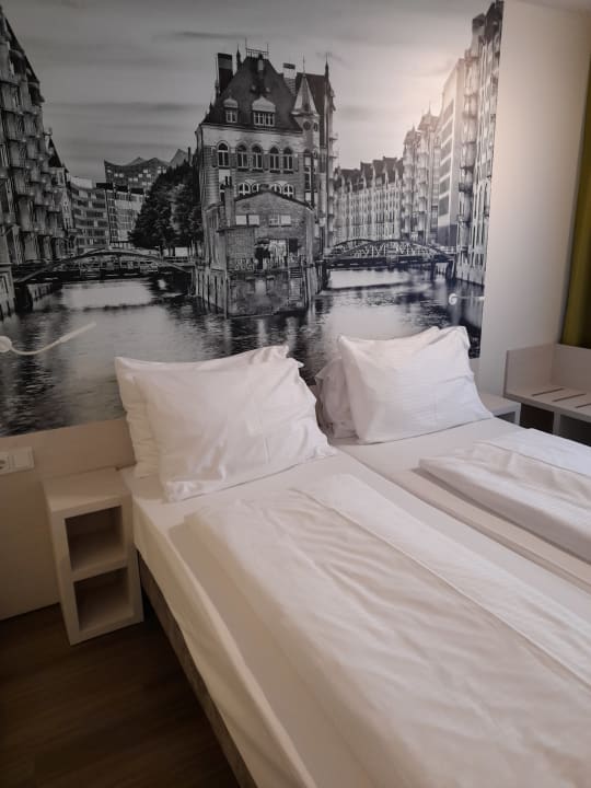 Zimmer Super 8 by Wyndham Hamburg Mitte