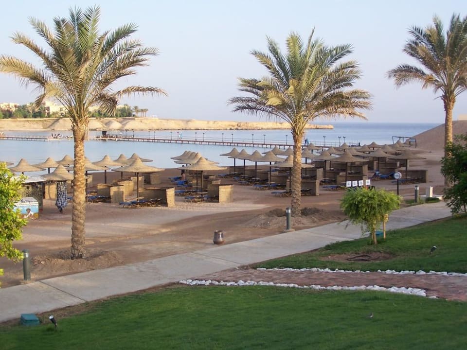 Am Strand Jaz Dar EL Madina