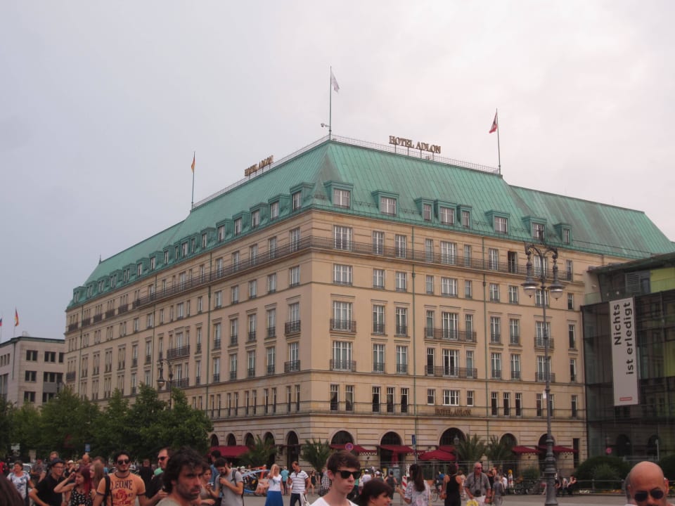 Ansicht vom Brandenburger Tor aus Hotel Adlon Kempinski Berlin
