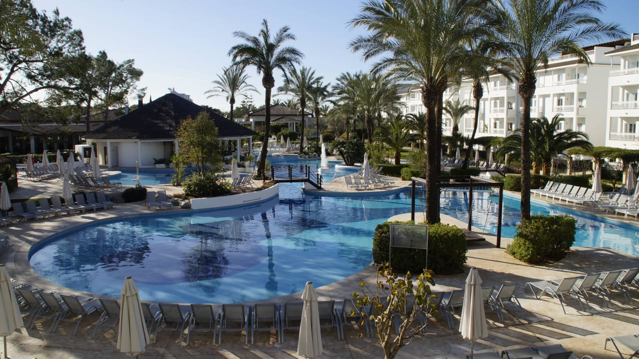 Pool Prinsotel La Dorada