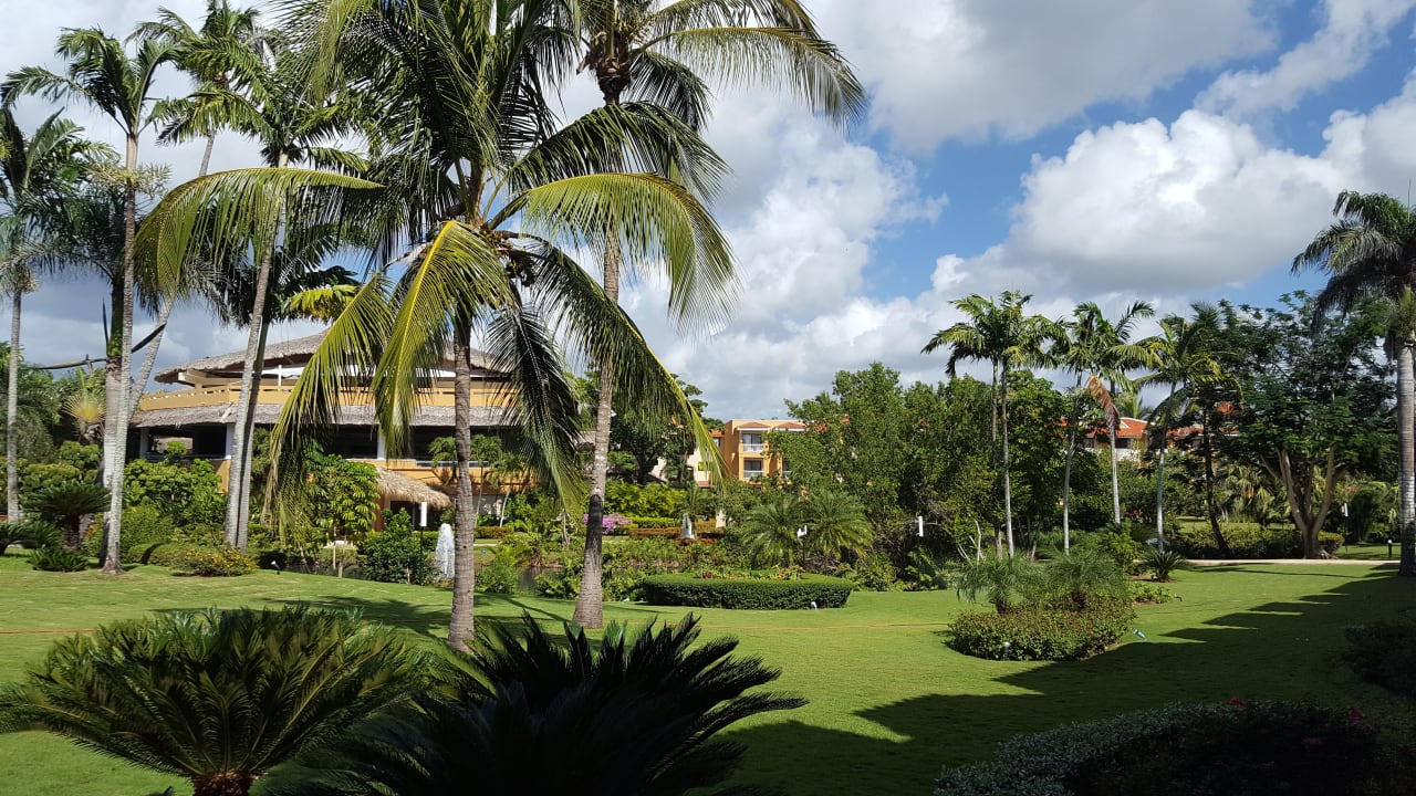 Gartenanlage Hotel Viva Dominicus Palace by Wyndham-All Inclusive Resort