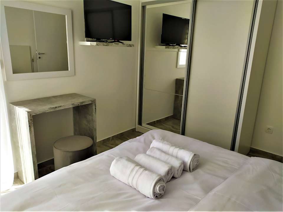 Zimmer Aura Lux Apartments