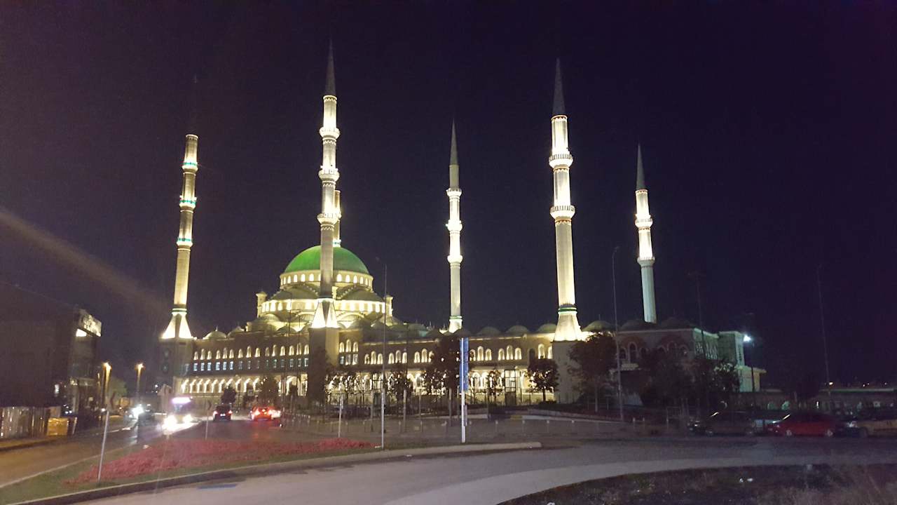 Außenansicht Best Western Premier Hidden Hills Hotel