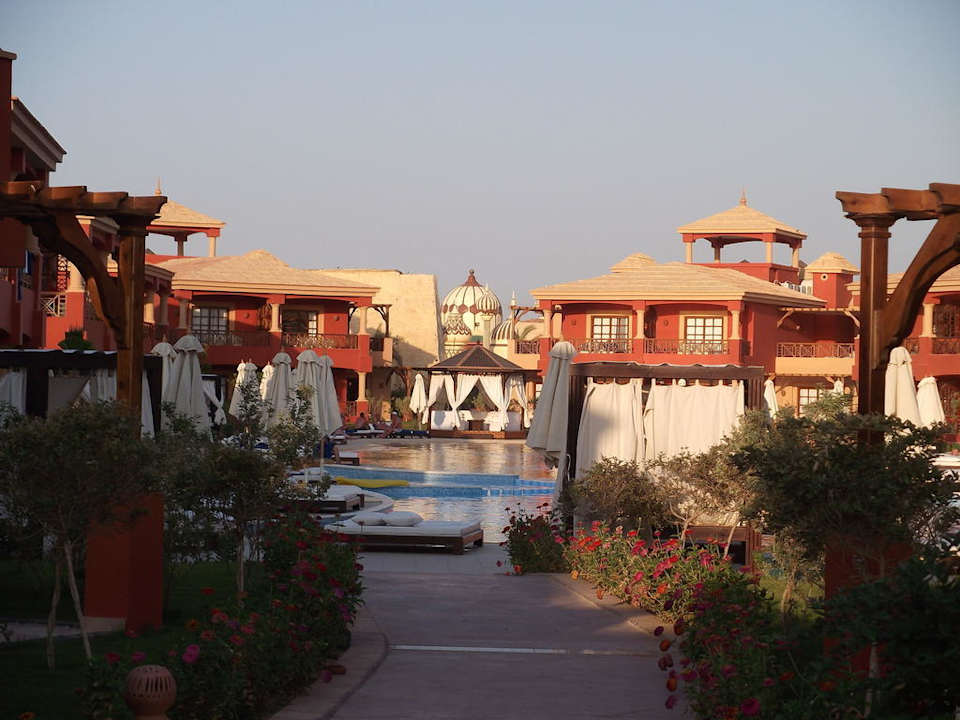 Blick auf einen der Pools Pickalbatros Alf Leila Wa Leila Resort - Neverland Hurghada