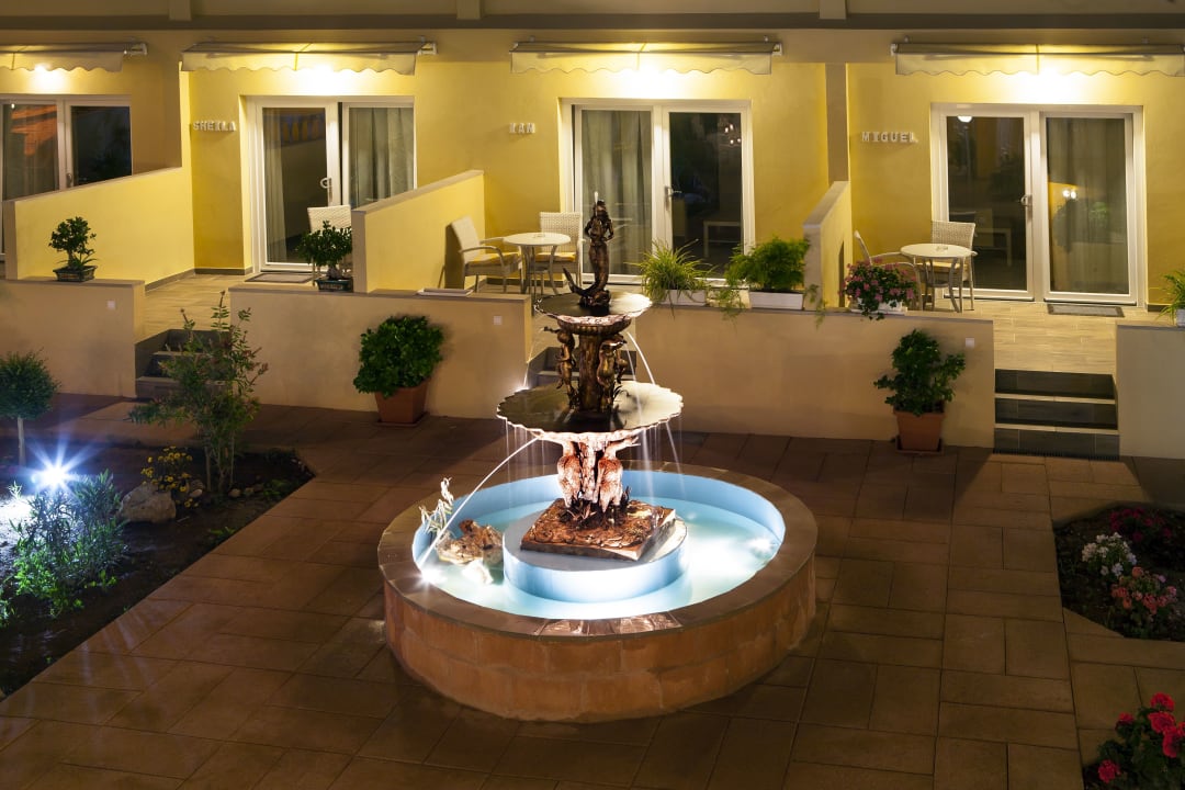 Gartenanlage Hotel Cupidor