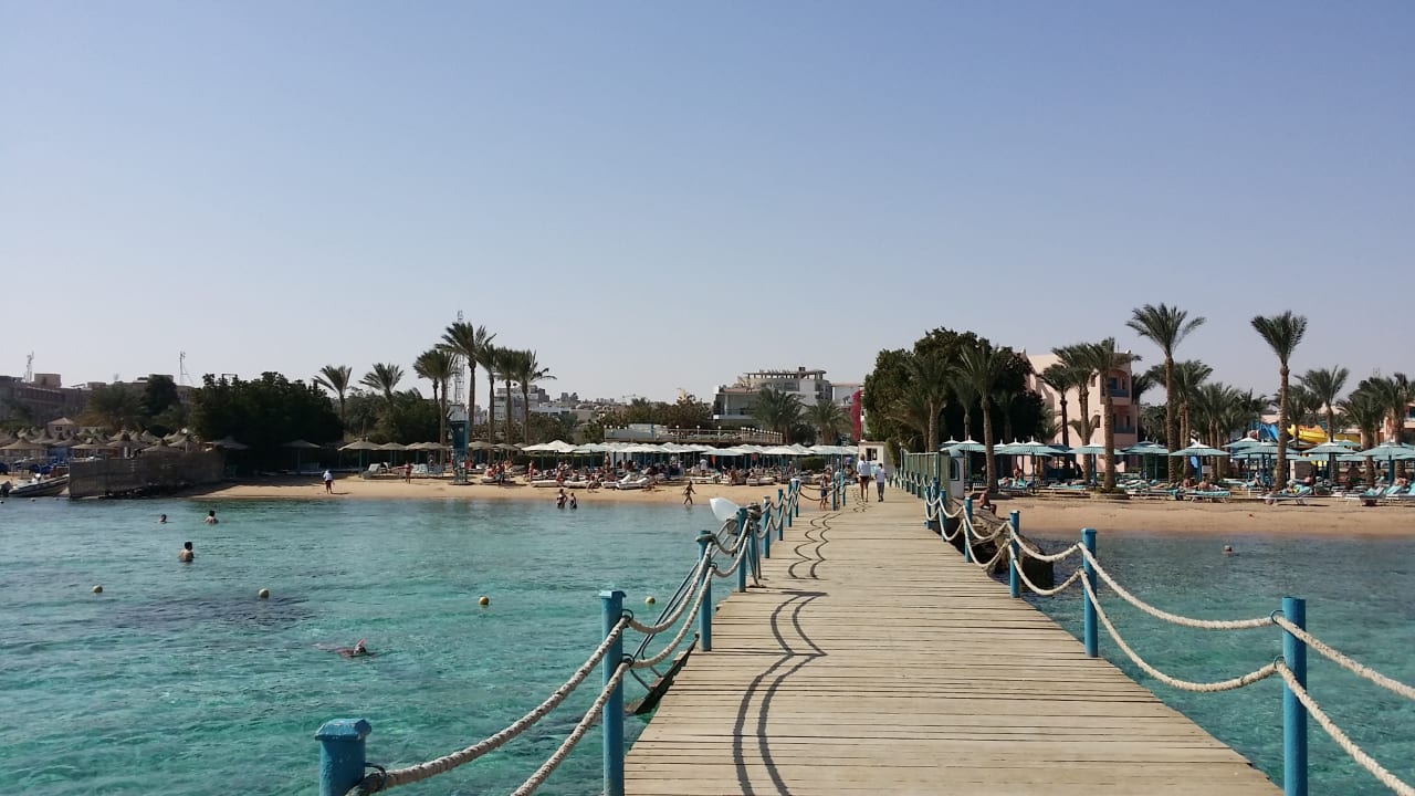 Strand Minamark Beach Resort & Spa