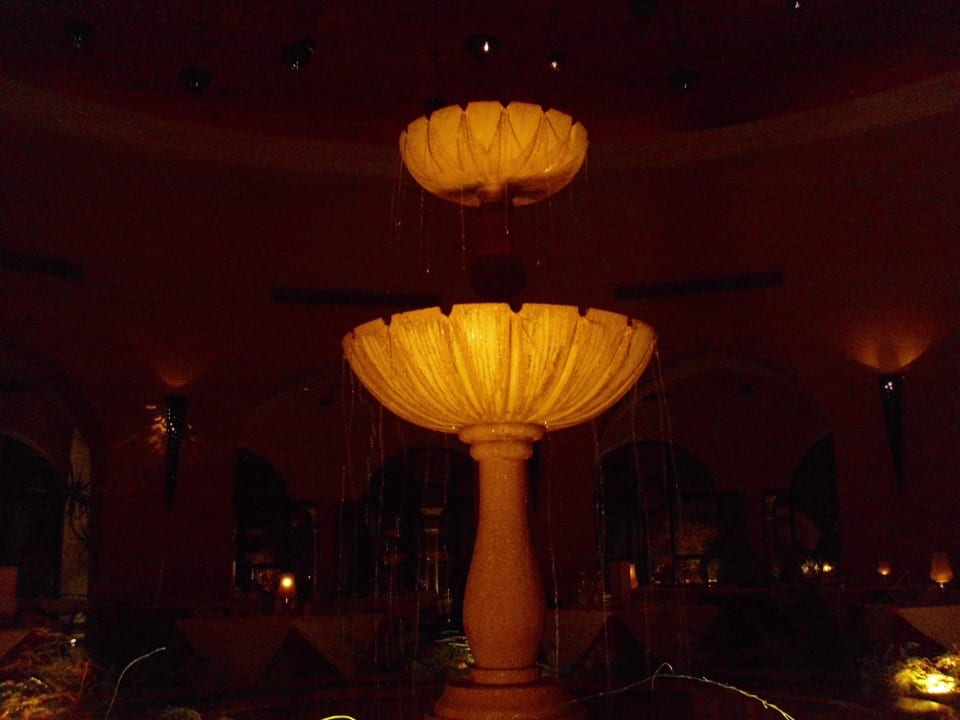 Dome am Abend Makadi Palace