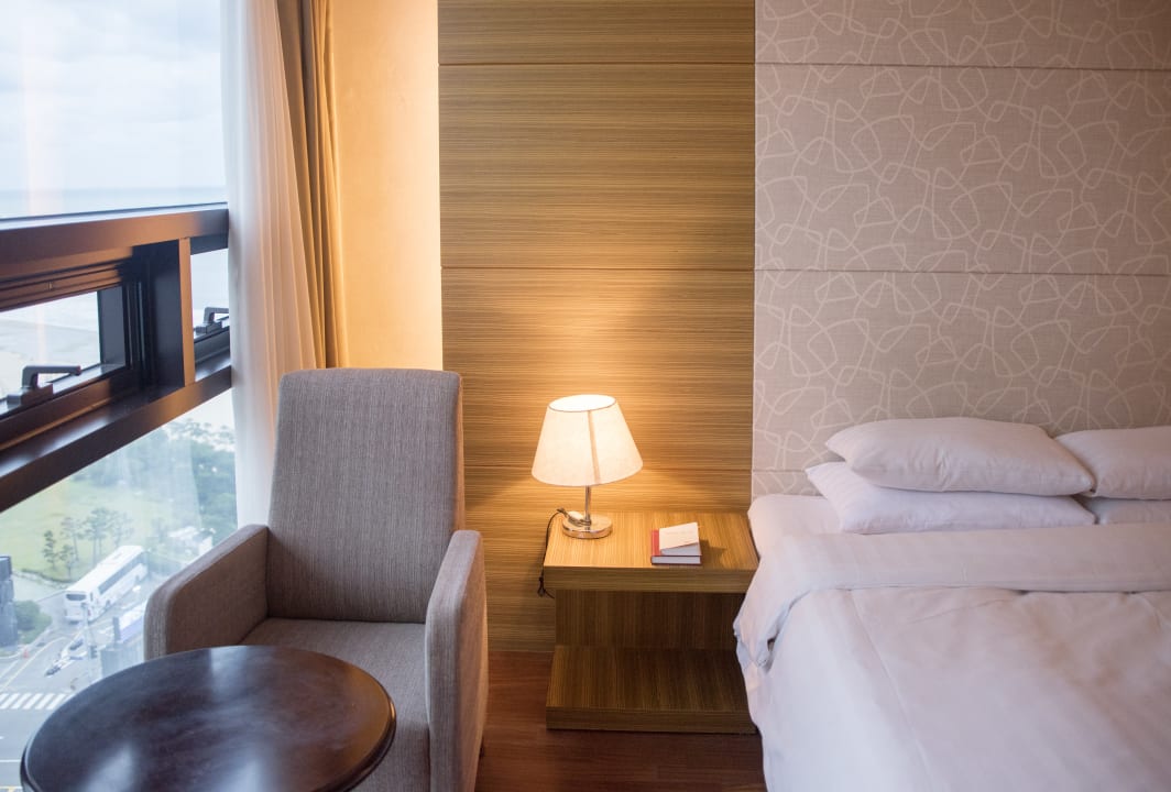 Zimmer Sunset Business Hotel