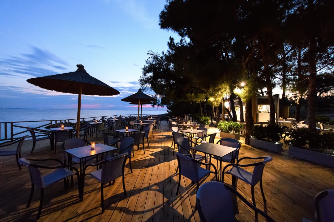 Strand Blue Dolphin Resort Hotel