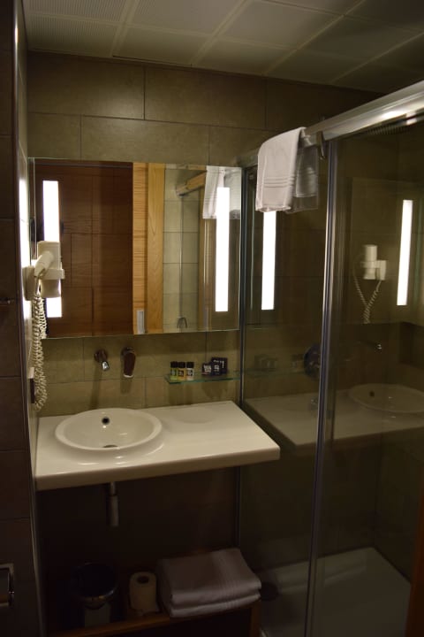 Blick ins Badezimmer Hotel Ilayda Avantgarde