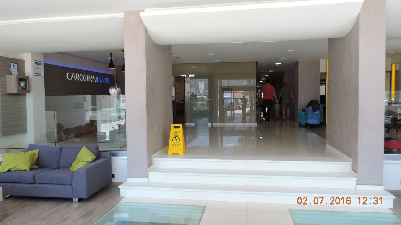 Eingangsbereich allsun Hotel Carolina Mare
