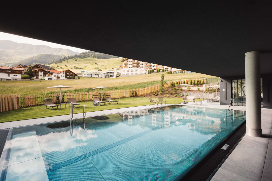 Pool alpina&more APARTMENTS | ZIMMER