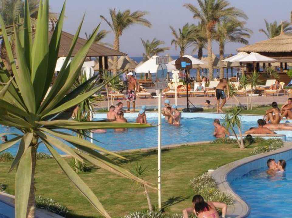 Duży basen Sharm Grand Plaza Resort