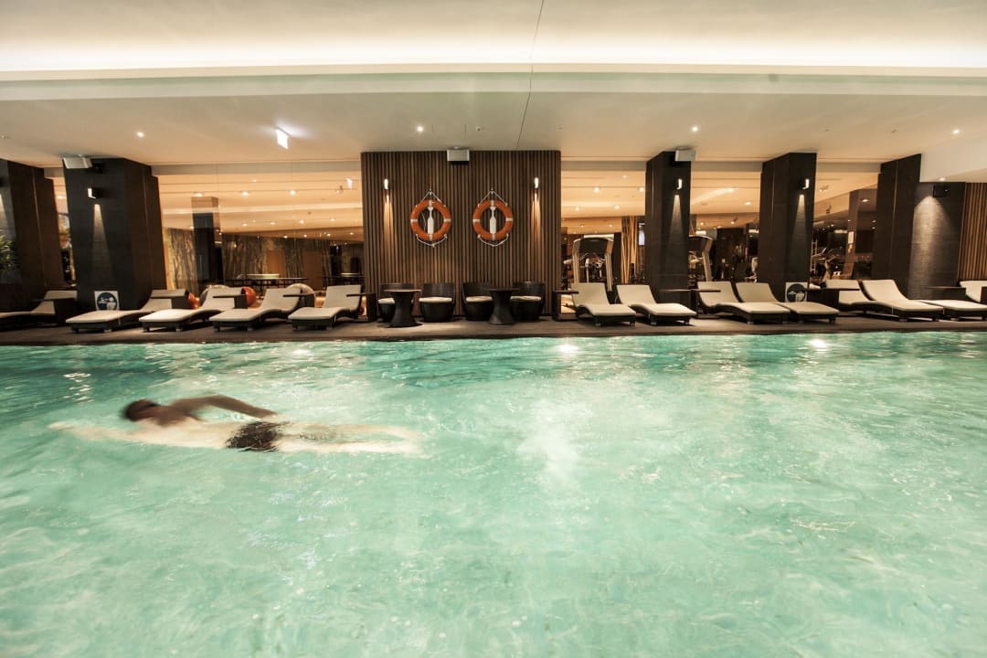 Basen GrandHotel Tiffi