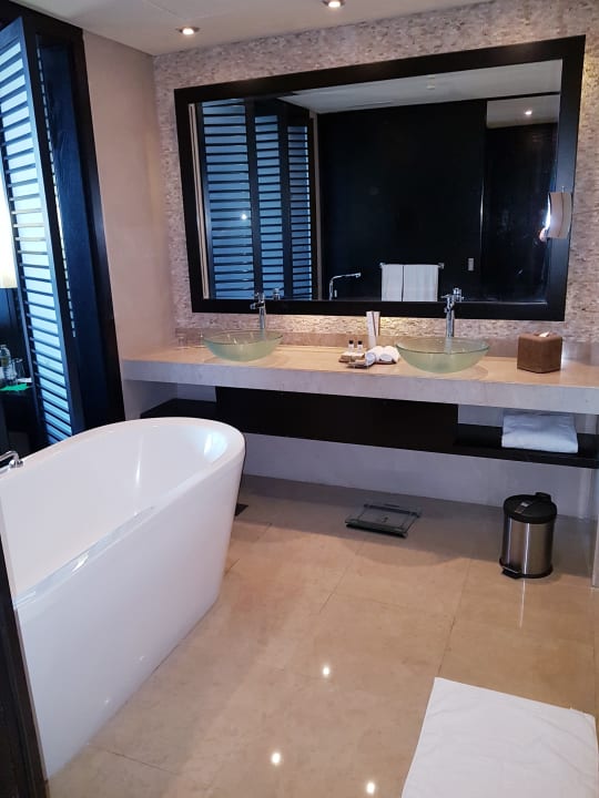 Zimmer Rixos The Palm Hotel & Suites