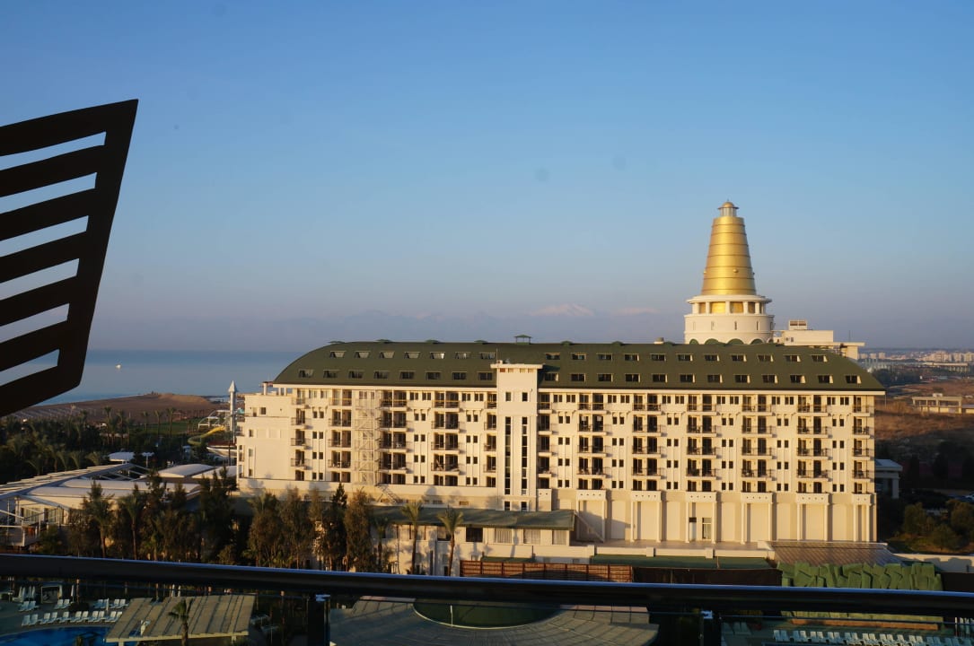 Вид из окна Hotel Delphin Imperial