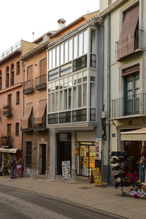 Außenansicht Apartments Alhambra Slowhomes