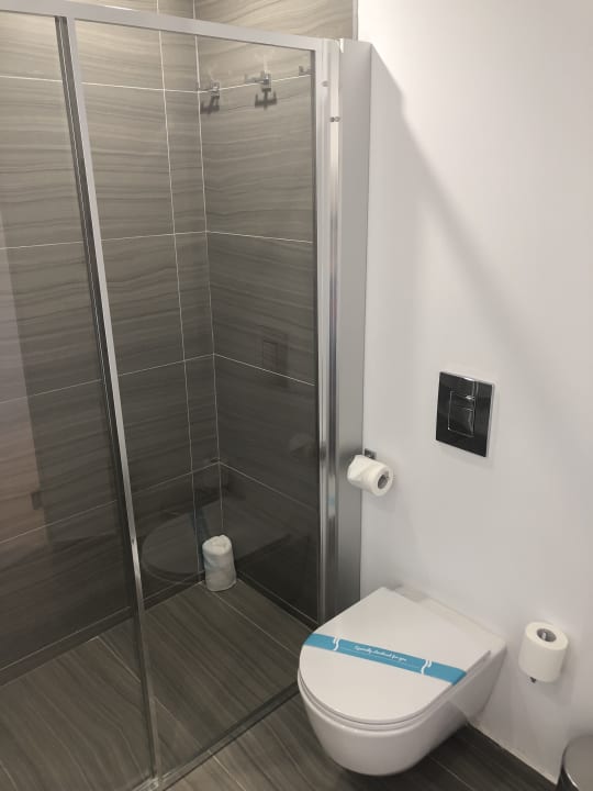 Zimmer Crystal Springs Beach Hotel