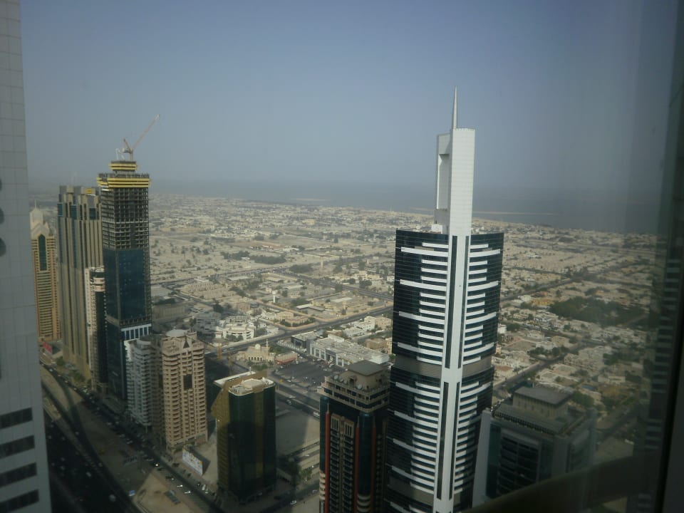 Ausblick Rose Rayhaan by Rotana