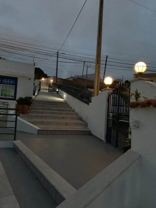 Sonstiges Zulla Nazare's Surf Village