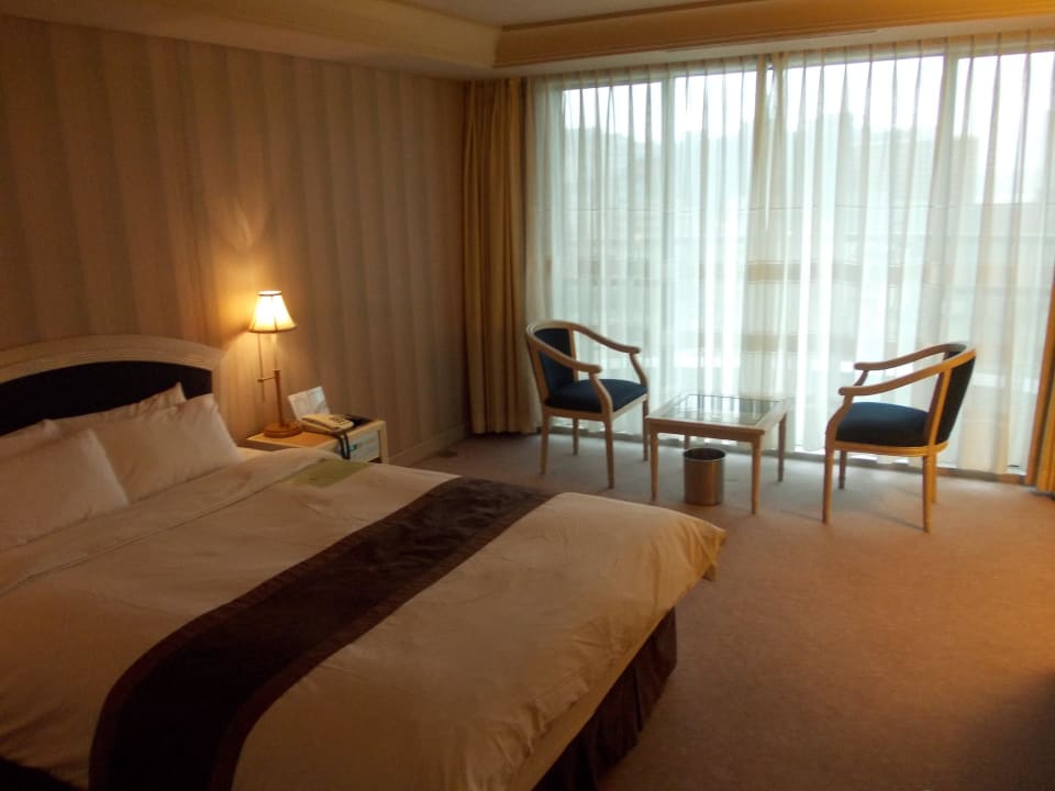 DZ 10. Stock Haeundae Riviera Hotel