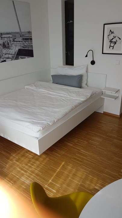 Zimmer The Flag München M