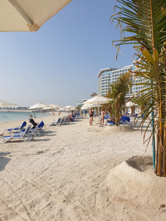 Strand Hampton by Hilton Marjan Island