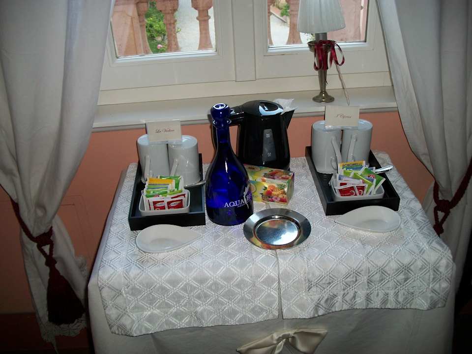 Eingang zum Zimmer/Vorraum Hotel Albergo Il Rondò