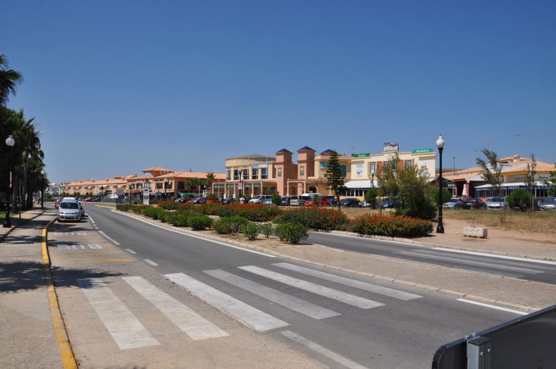 Parken und Einkaufen Hipotels Barrosa Garden