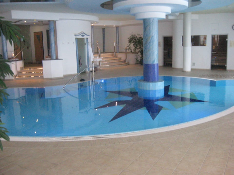 Pool Wohlfühlresort Peternhof