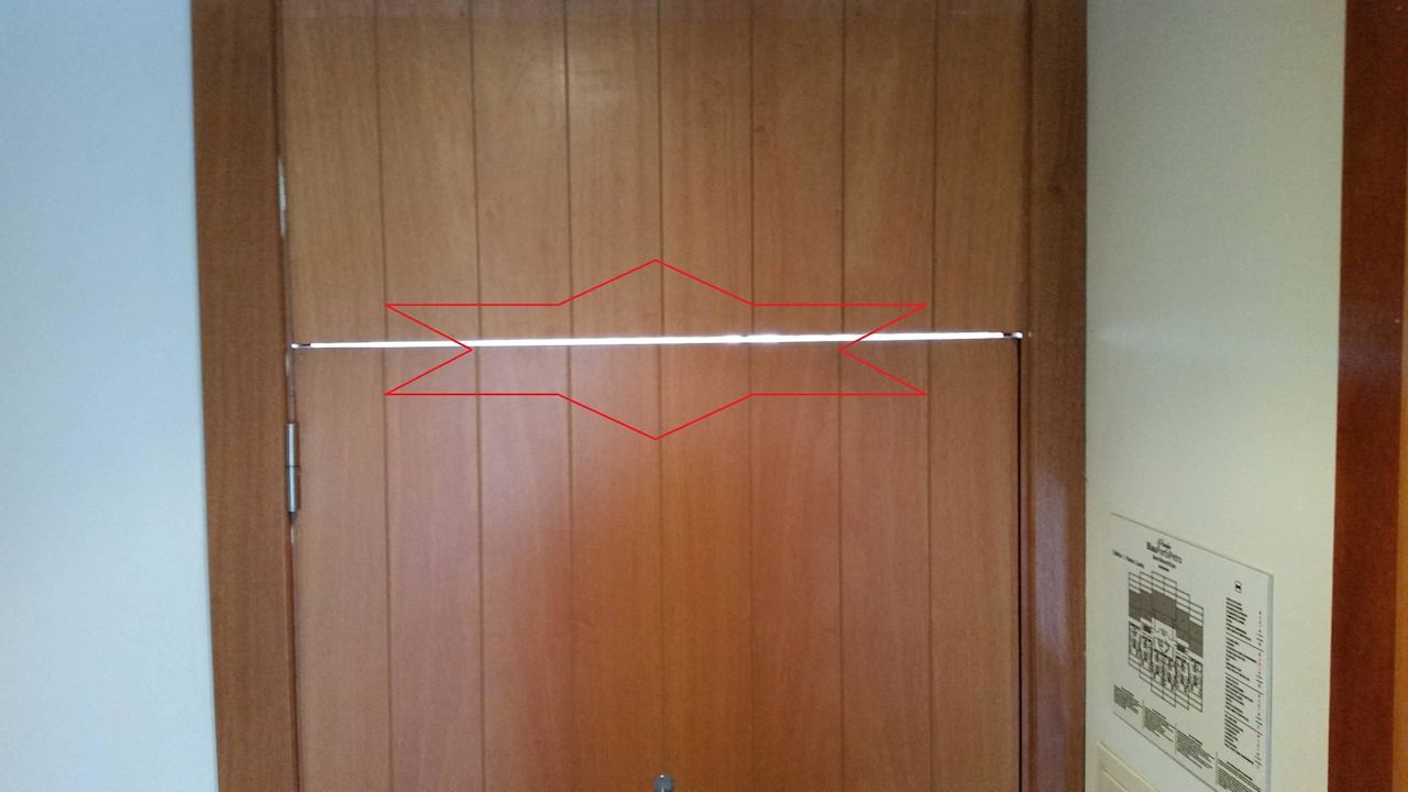 "Eingangstüre ( gratis Lüftung)" Blau PortoPetro Beach Resort & Spa