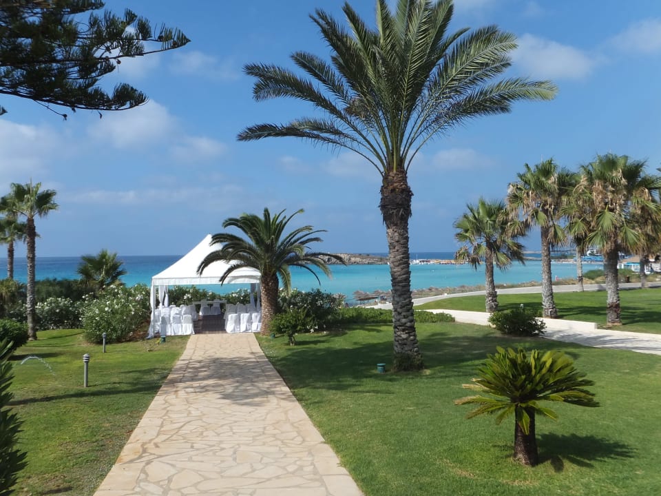 Da finden Hochzeiten statt  Hotel Nissi Beach Resort
