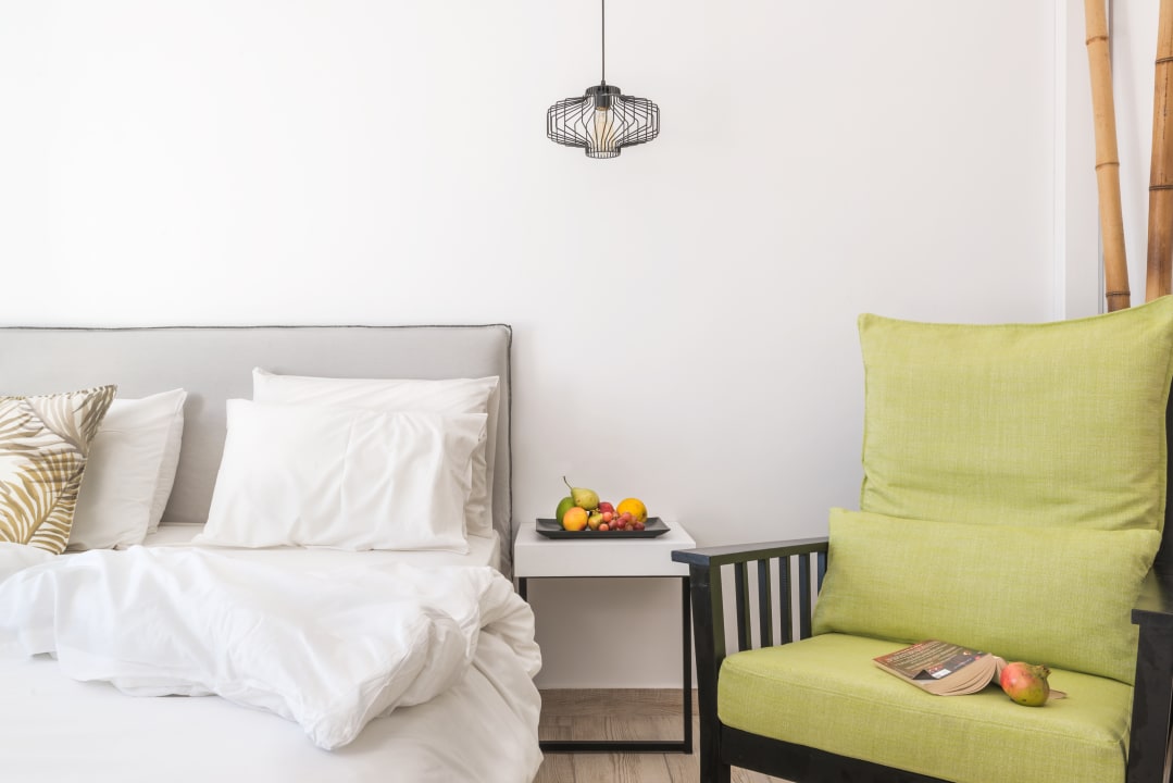 Zimmer Smy Mediterranean White Santorini