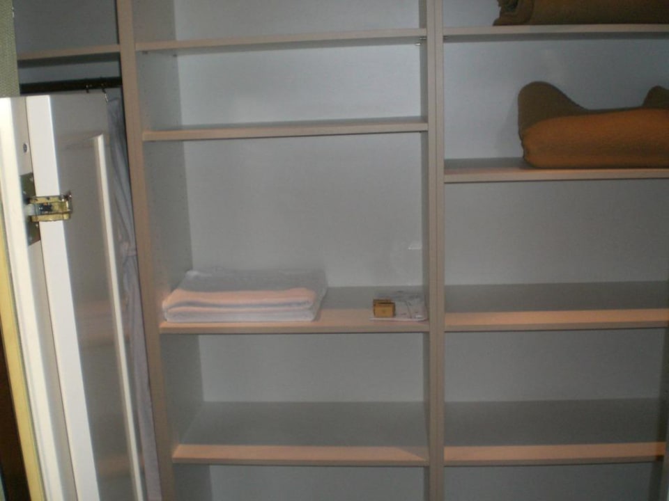 Schrank Hotel De France