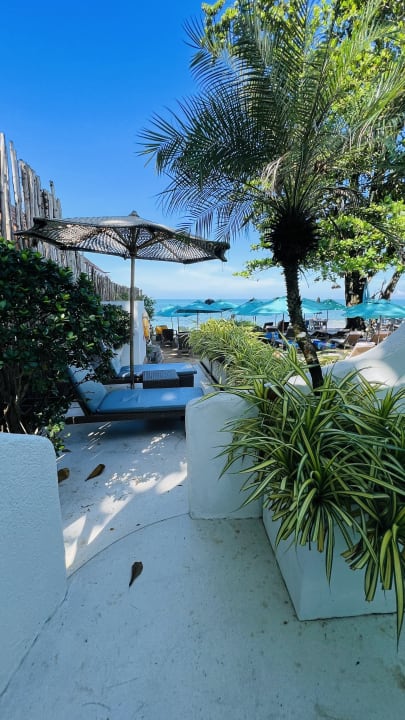 Außenansicht Ocean Breeze Resort