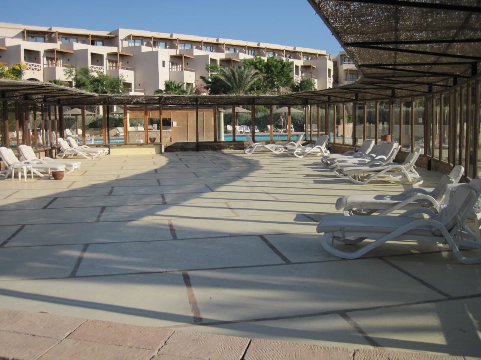 Poolbar Fort Arabesque Resort, Spa & Villas
