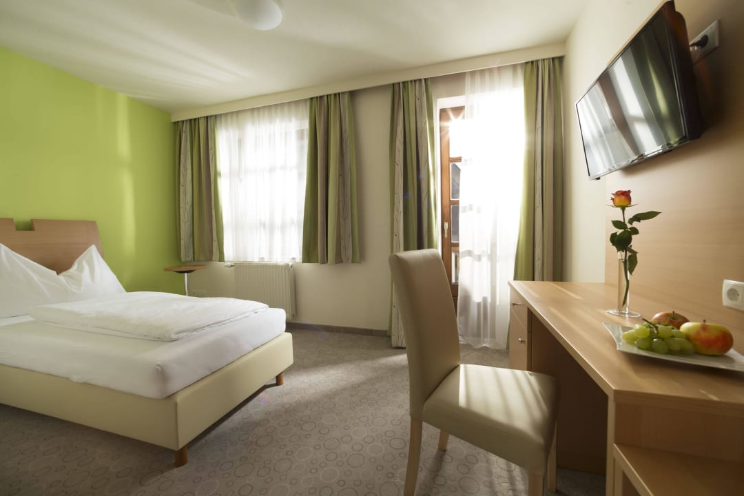 Zimmer "Mitzi" Mein Hotel Fast