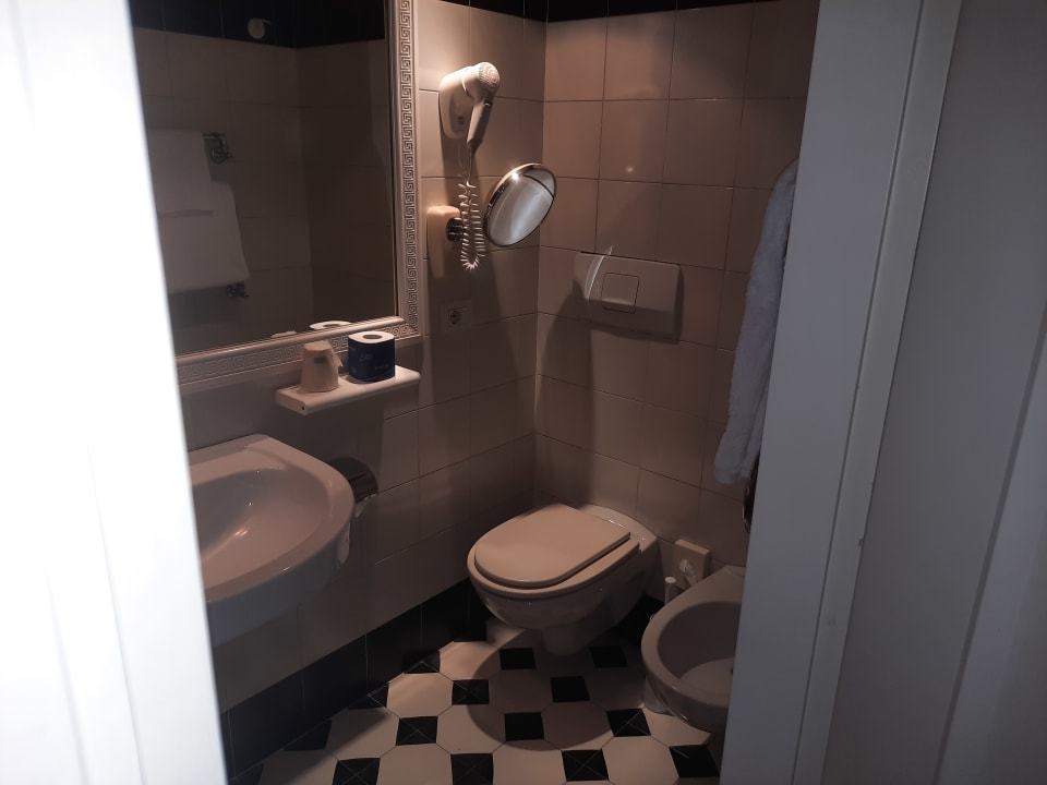 Zimmer Hotel Victoria