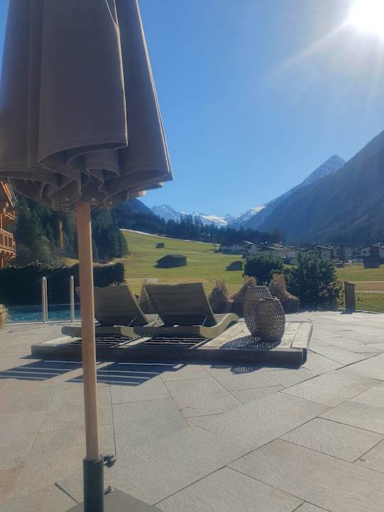 Pool Vitalhotel Edelweiss